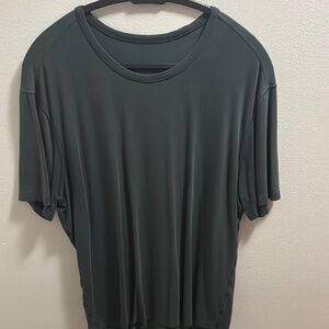 Lululemon 5 year basic T XL